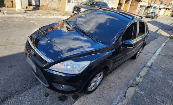 FORD FOCUS 2.0 GLX 16V FLEX 4P MANUAL